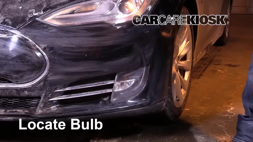 2014 Tesla S Electric Lights Fog Light (replace bulb)